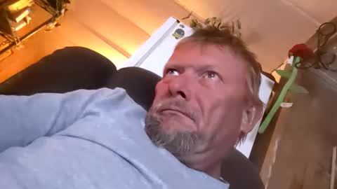 etheridgem666 online show from October 20, 8:18 am