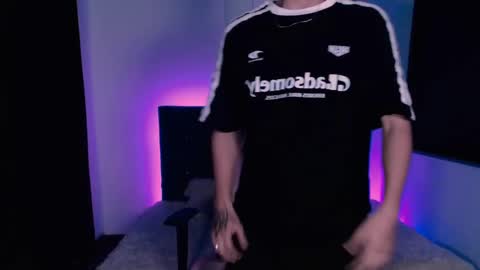 Evan online show from January 30, 12:39 am