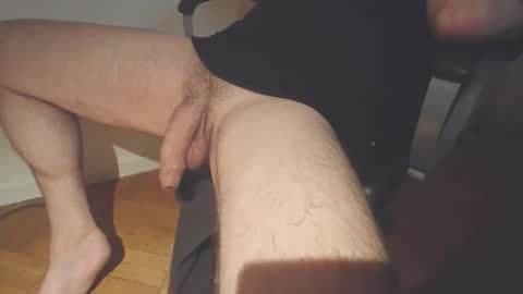 Snapshot of ezcoda chatting on October 24, 3:08 am EZCODA online show from October 24, 3:08 am