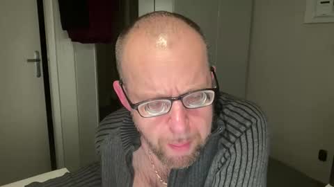 fabiothick online show from October 18, 11:20 pm