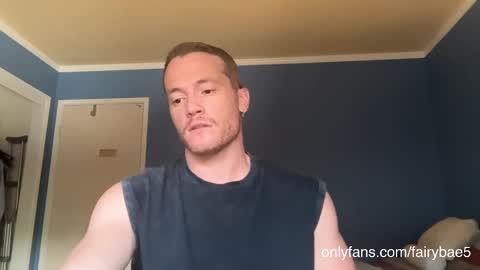 Snapshot of fairybae5 chatting on October 8, 6:45 pm Travis online show from October 8, 6:45 pm