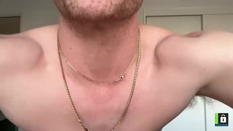 Snapshot of fairybae5 chatting on March 11, 12:54 am Travis online show from March 11, 12:54 am