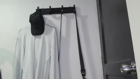 fall_dutt online show from February 17, 8:02 am