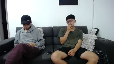 FallGays online show from January 26, 2:03 am