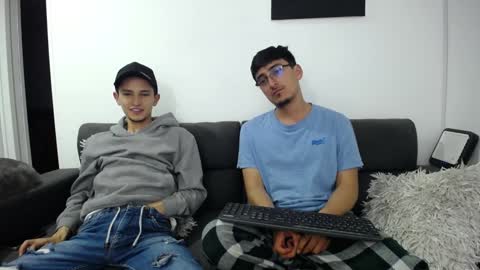 FallGays online show from December 29, 1:56 am