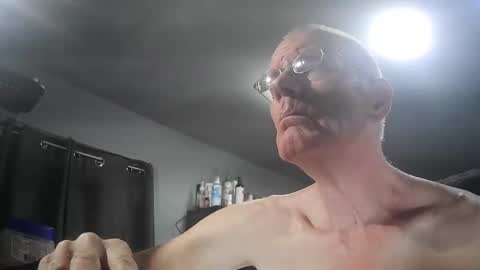 fantasyresort online show from March 17, 3:09 am