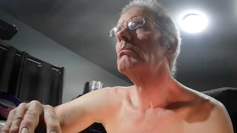 fantasyresort online show from January 1, 4:29 am