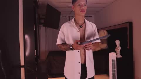 farid_jake_ online show from October 5, 3:21 am