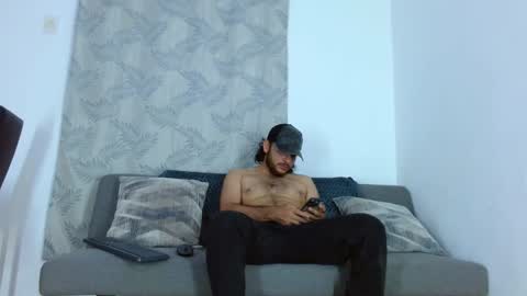 favid95 online show from October 6, 4:33 pm