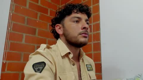 favid95 online show from December 2, 9:26 pm