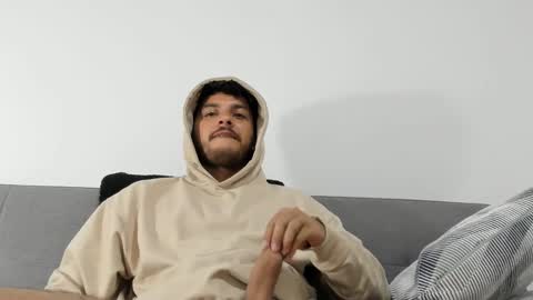 favid95 online show from December 16, 12:48 am