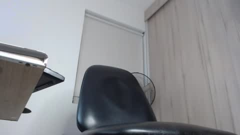 felilope23 online show from September 29, 8:57 am