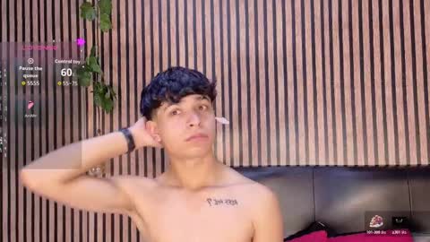 Snapshot of felipe_boy_18 chatting on October 23, 4:05 am felipe_boy_18 online show from October 23, 4:05 am