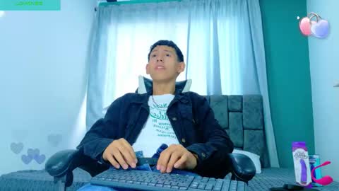 felipehotgonzalez online show from November 14, 2:18 pm