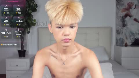 Felix online show from November 19, 6:08 pm