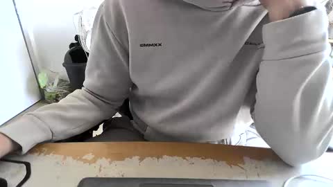 fem_alice_louis_dom online show from April 7, 11:32 am