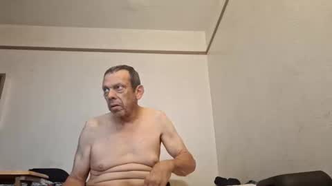 femboy4_you online show from November 20, 1:21 pm