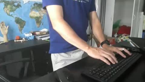 femdomsubby online show from December 30, 11:38 pm