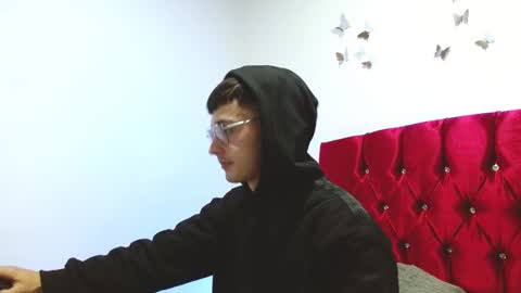 FeniXtream online show from January 2, 8:02 pm