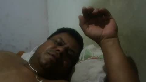 Snapshot of feranodiascoelho chatting on June 24, 3:09 am feranodiascoelho online show from June 24, 3:09 am