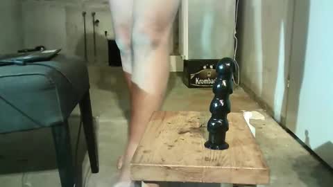 fetish_slut86 online show from November 4, 9:49 pm