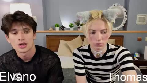 Snapshot of fiachand chatting on October 24, 10:22 pm Thomas online show from October 24, 10:22 pm
