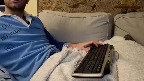 Fid online show from January 7, 9:35 pm