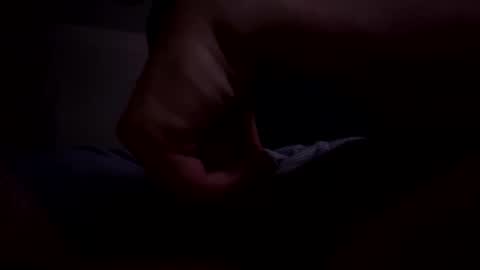 Snapshot of fillherup033 chatting on December 6, 1:18 am fillherup033 online show from December 6, 1:18 am