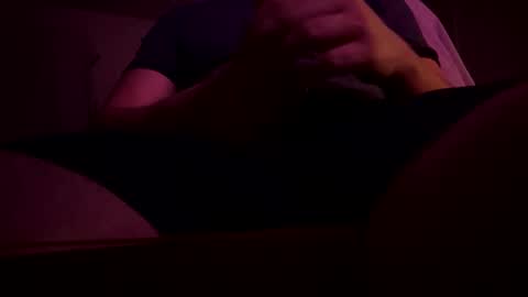 Snapshot of fillherup033 chatting on December 7, 3:47 am fillherup033 online show from December 7, 3:47 am