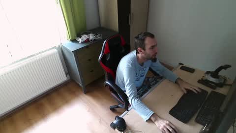 Jane and Findo online show from December 25, 11:43 am