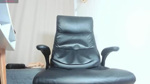 FindomGuyXXX online show from September 11, 6:51 pm