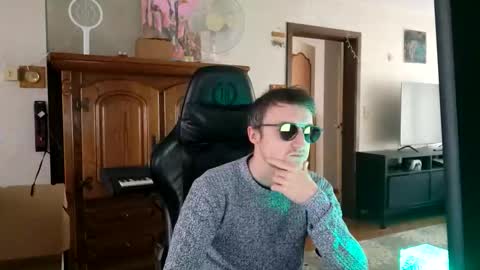 FingerExpert online show from October 20, 12:31 pm