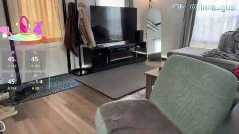 Finn August online show from November 28, 5:48 pm