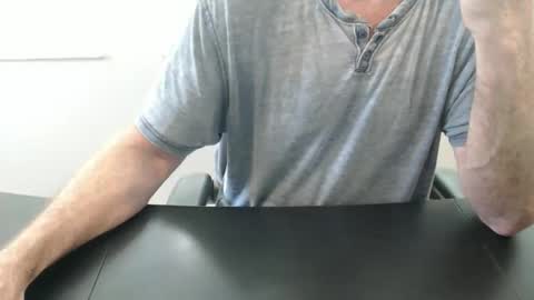 USAUSA online show from March 30, 2:29 pm