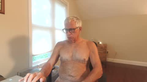 Snapshot of fitman999 chatting on September 13, 1:34 pm Jon online show from September 13, 1:34 pm