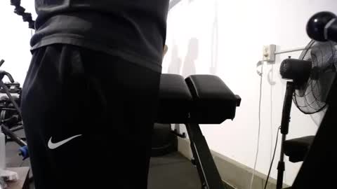  Links in Bio below online show from December 19, 6:49 pm