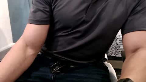 flguyallday online show from March 7, 11:05 pm