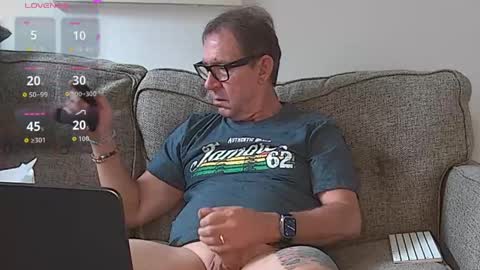 Flickrbrite online show from April 19, 7:49 pm