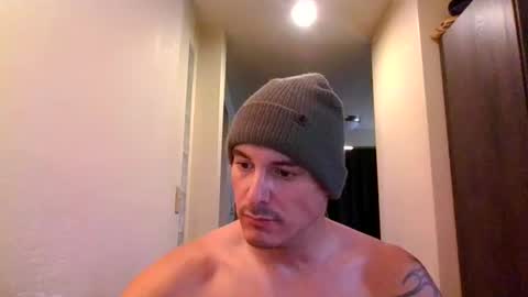 Snapshot of fllv0082 chatting on January 3, 4:59 pm Come in and See online show from January 3, 4:59 pm