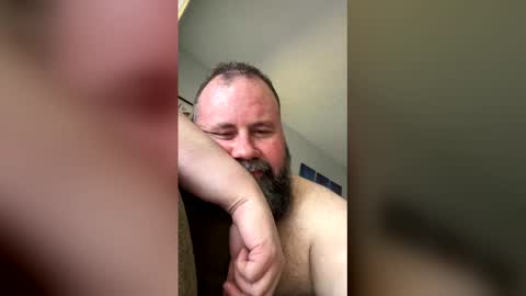 FloridaBear online show from April 26, 7:54 pm