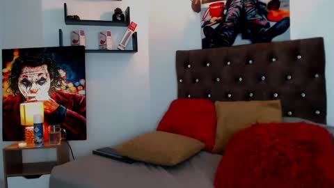 flowers109 online show from January 12, 10:33 pm