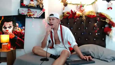 flowers109 online show from December 30, 10:34 pm