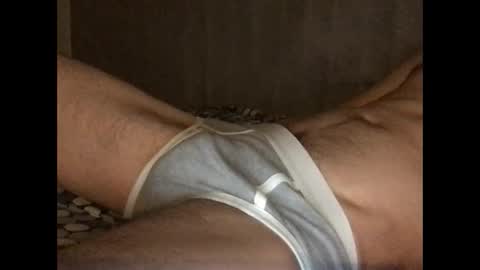 Snapshot of flyaway_3 chatting on January 29, 2:51 am flyaway_3 online show from January 29, 2:51 am