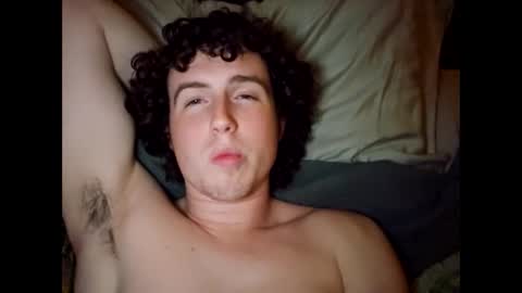 Snapshot of fme_up chatting on February 7, 6:56 am fme_up online show from February 7, 6:56 am