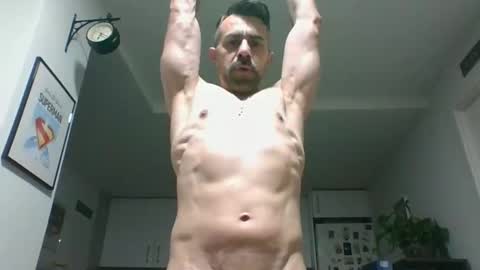 fonsi924 online show from March 28, 9:09 am