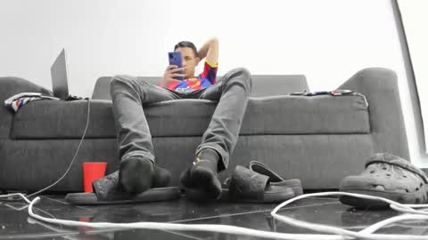 foot_master777 online show from September 14, 3:52 am