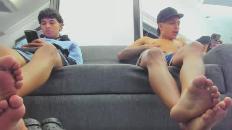 foot_master777 online show from February 28, 3:15 am