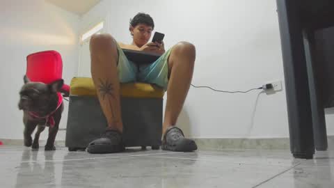 foot_master777 online show from February 6, 1:10 pm