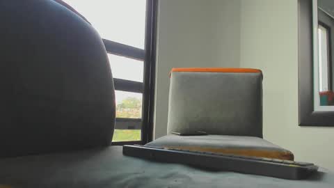 foot_master777 online show from March 3, 12:32 pm