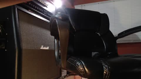 Snapshot of footlover6 chatting on December 21, 6:41 am Thomas Jefferson online show from December 21, 6:41 am